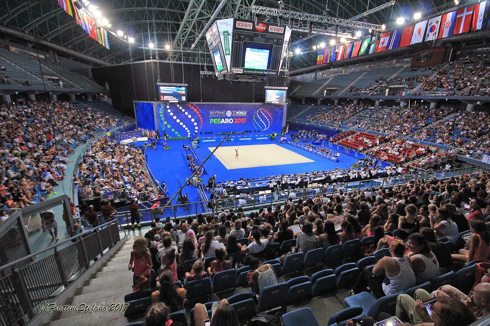 Mondiali e Coppa del Mondo di ginnastica ritmica - foto 1